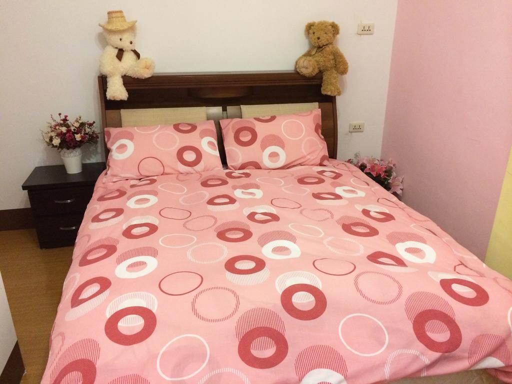 Big Bear Hostel Jiaxin Exterior photo